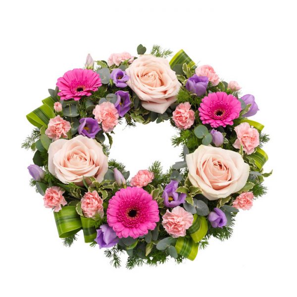 Loose Pink Gerbra Wreath